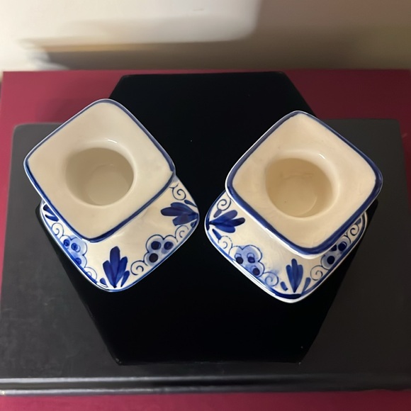 Vintage Delft Blue Windmill Floral Pair of Taper Candlestick Holders - Picture 5 of 8